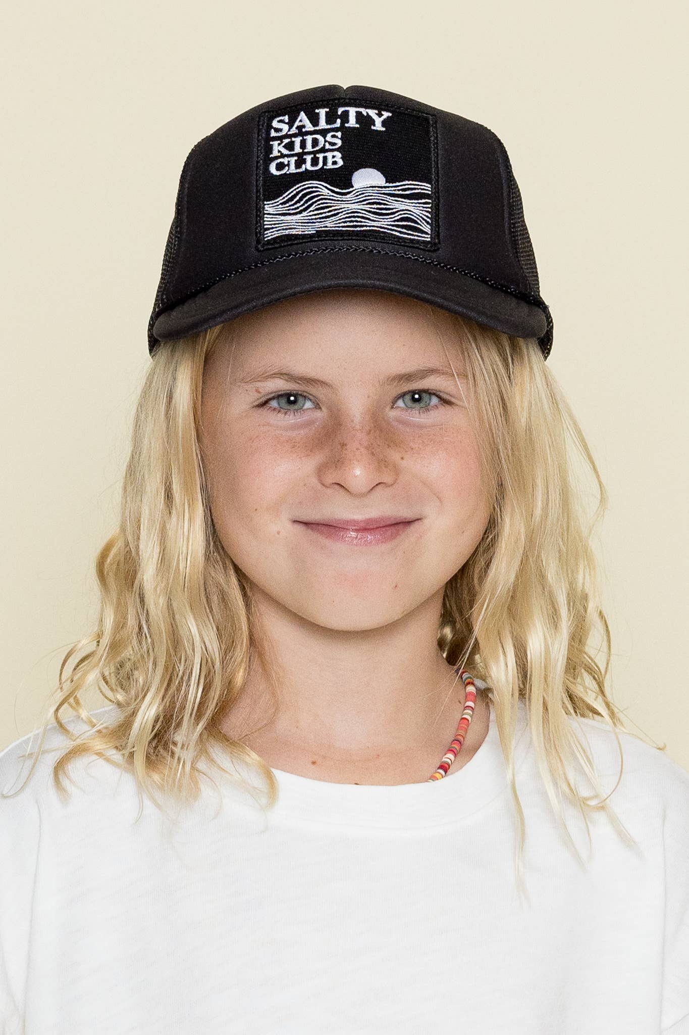Youth Salty Kids Club Trucker hat in Black