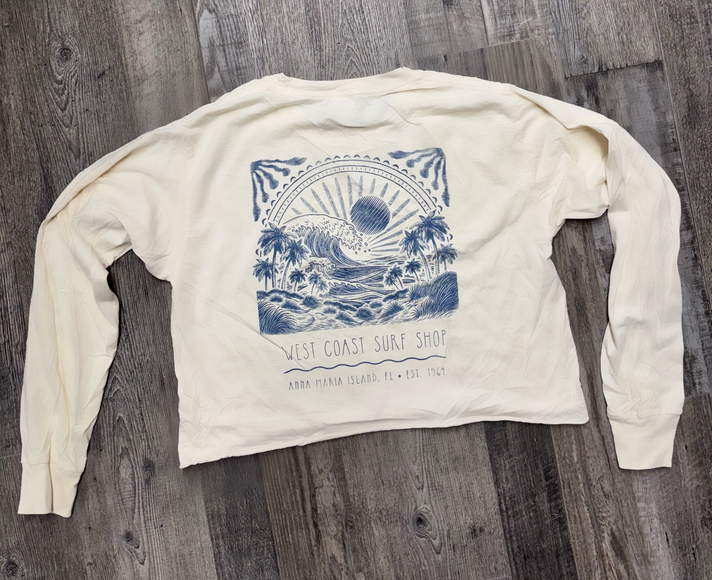 West Coast Surf Shop Women’s Cropped Long Sleeve Tee